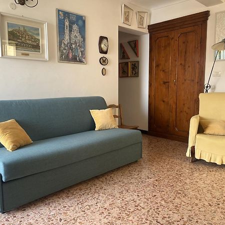 Appartamento Casa Del Sole Affacciato Sul Mare Cervo Esterno foto